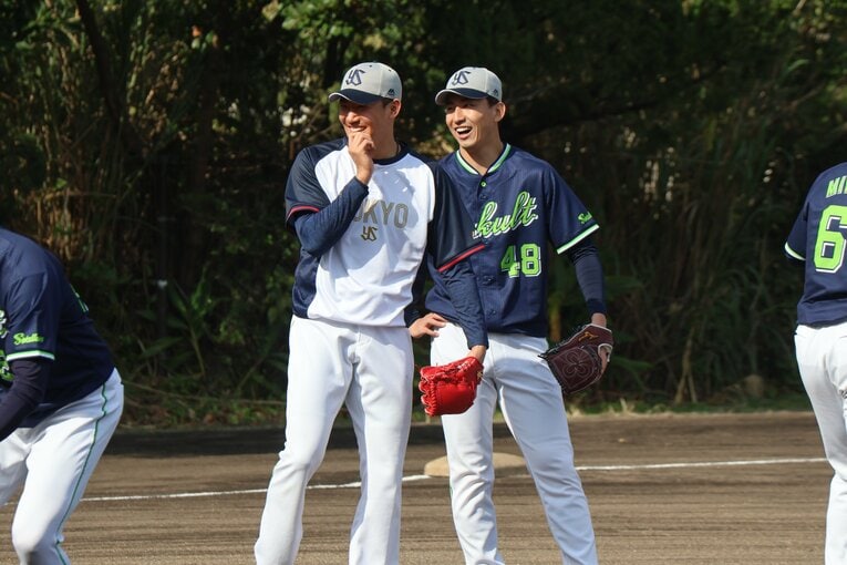 キャンプでの奥川　©Fumi Sawai