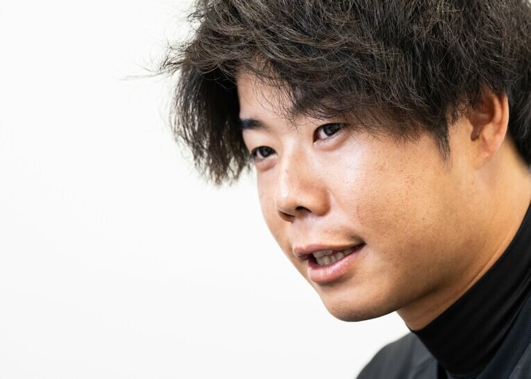 インタビューに答える松原聖弥（トレード前の6月20日に撮影）　©Nanae Suzuki