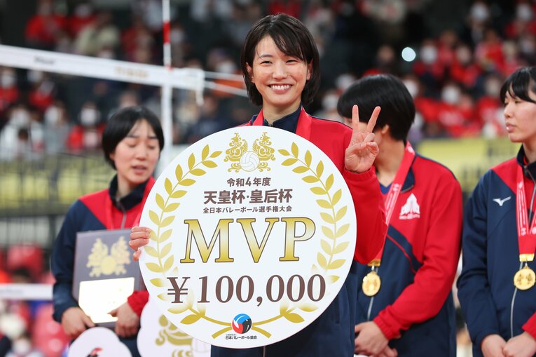 天皇杯・皇后杯全日本バレーボール選手権大会でMVPを獲得した古賀紗理那（NECレッドロケッツ）©︎YUTAKA/AFLO SPORT