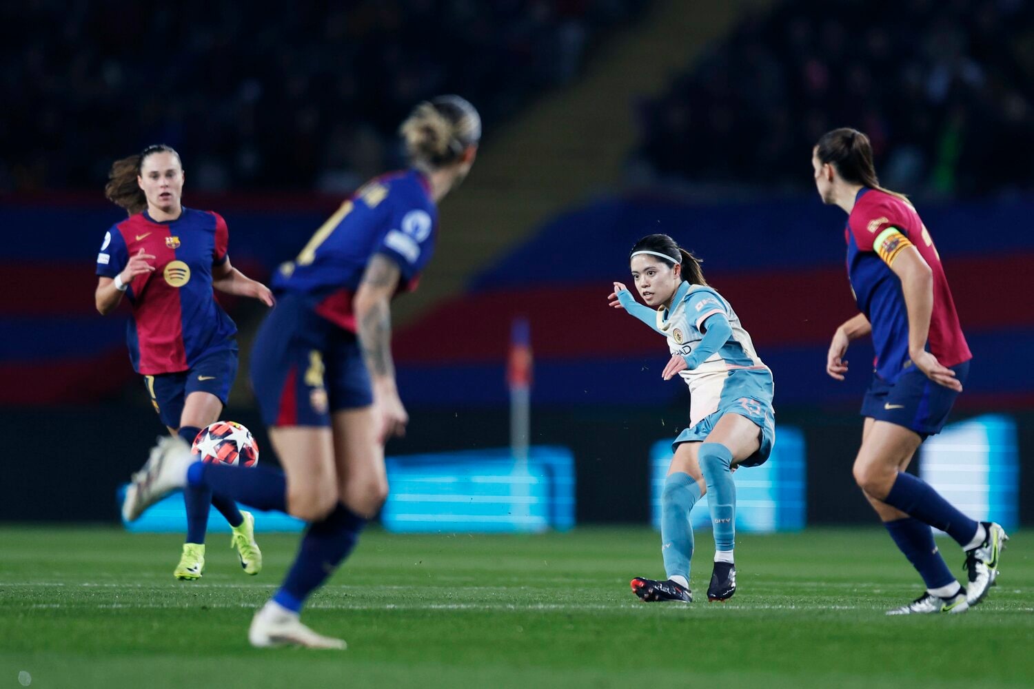 中盤攻守の要として奮闘したが