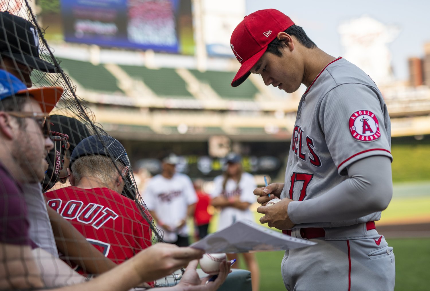 大谷翔平が どれだけ打っても エンゼルスのプレーオフ進出確率は 6 90 01年のイチローと比較してみたら Mlb Number Web ナンバー