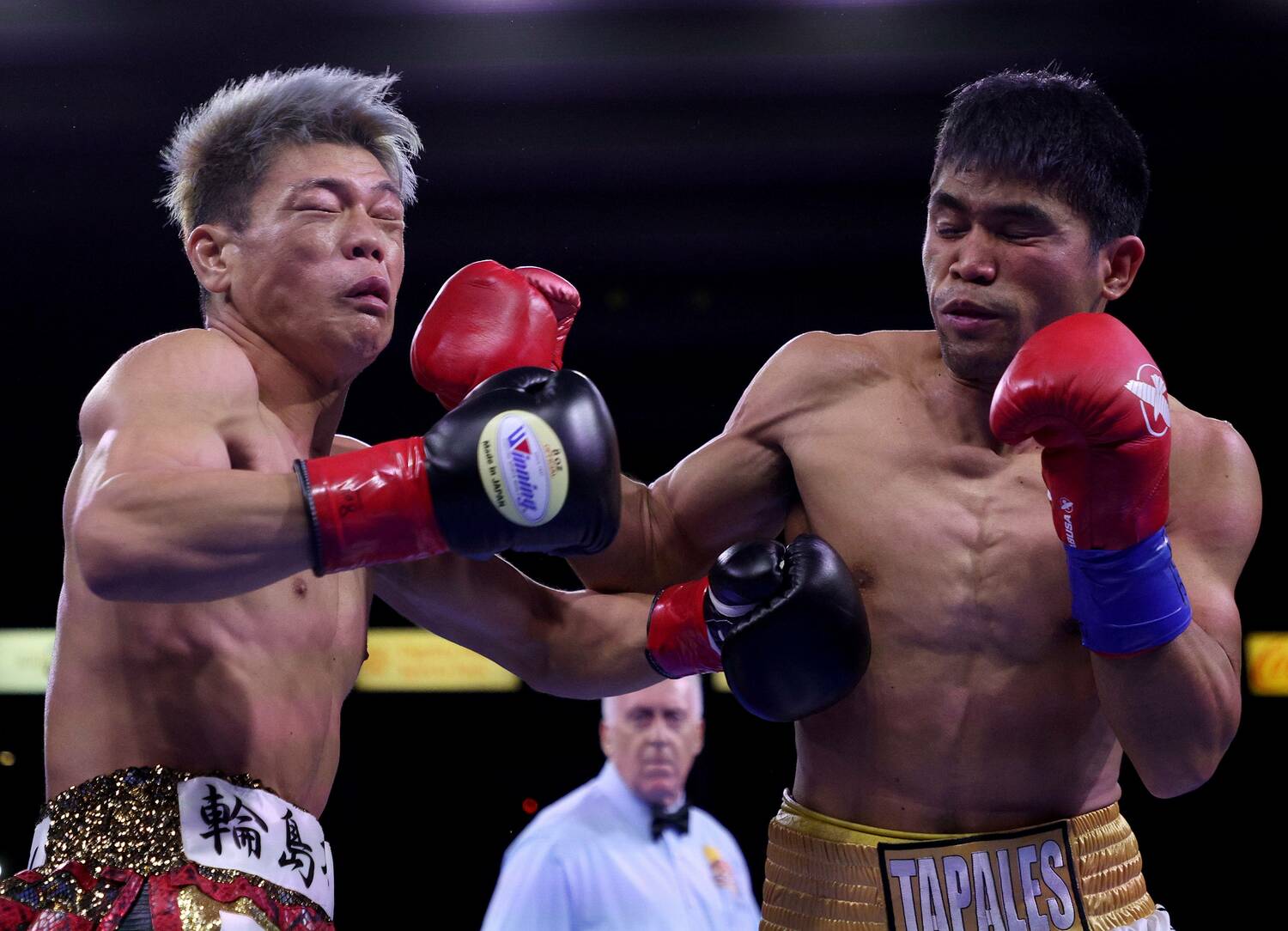 勅使河原との対戦でも炸裂したタパレスの「見えないパンチ」　©Getty Images