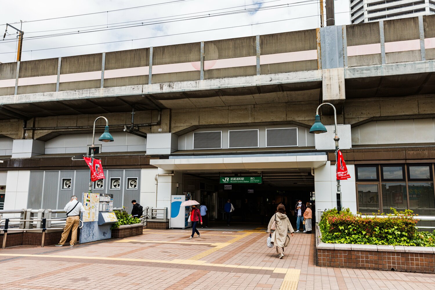 え ロッテって幕張じゃないの 東北新幹線から見える ナゾの野球場 佐々木朗希も修行した二軍球場 最寄り駅はどこ 現地に行ってみた プロ野球 Number Web ナンバー