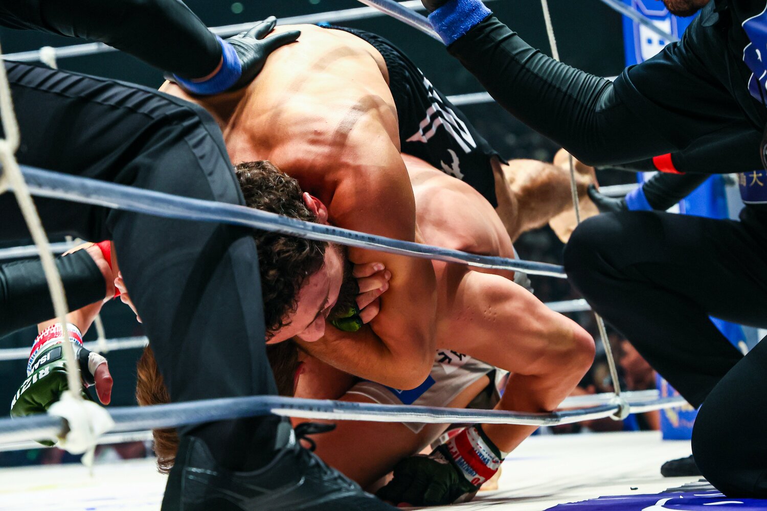 『超RIZIN.2』でヴガール・ケラモフに敗れた朝倉未来 ©RIZIN FF Susumu Nagao