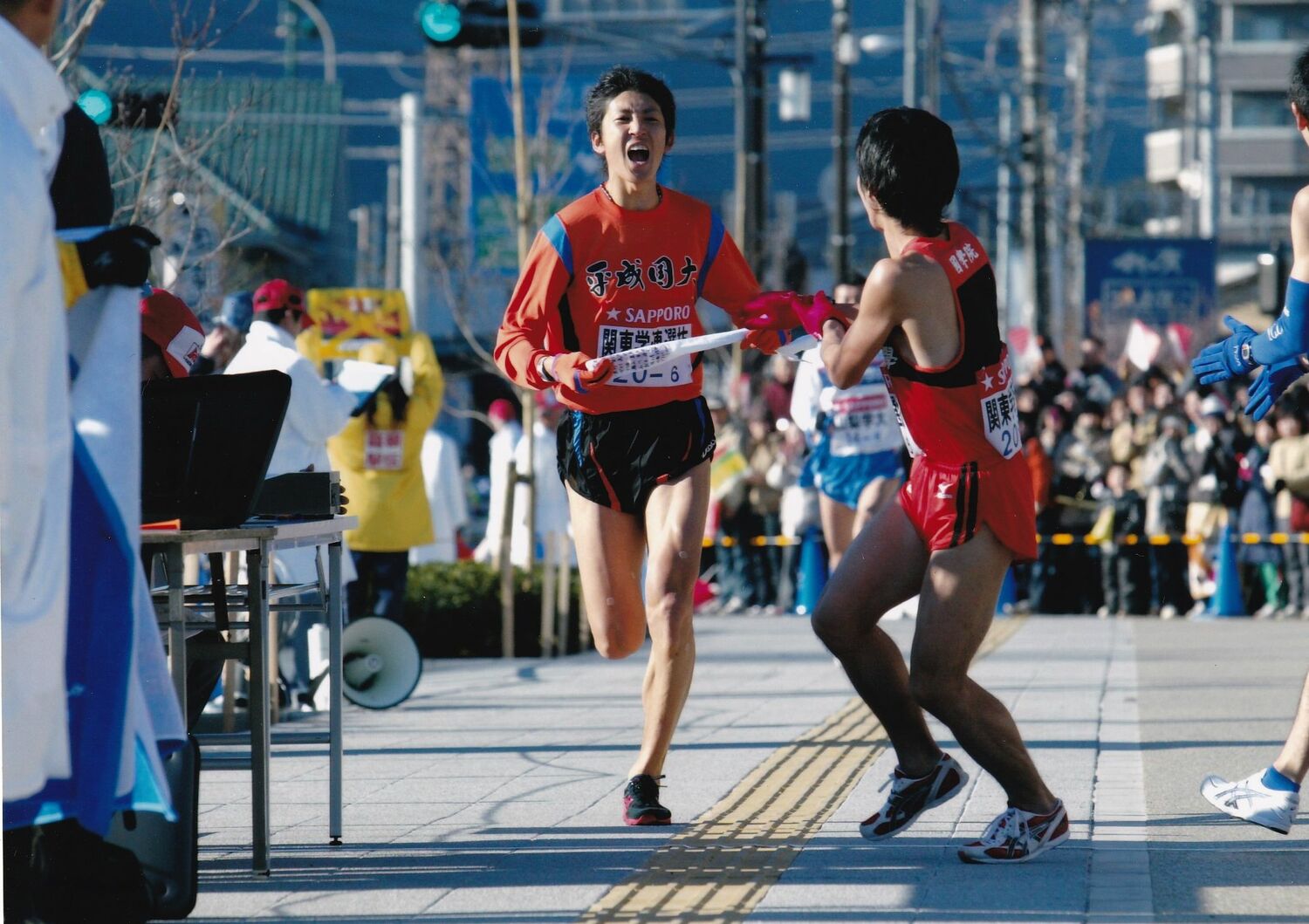 「ぶっ壊れてもいい」という覚悟で走った佐藤さん。区間2位の激走で襷をつないだ（佐藤雄治さん提供）