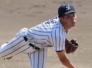 青森「無名の県立高」出身→アメリカの大学へ編入報道…最速159キロ“ドラ1候補”仙台大・佐藤幻瑛って何者? 元チームメイトが振り返る「異端の肖像」