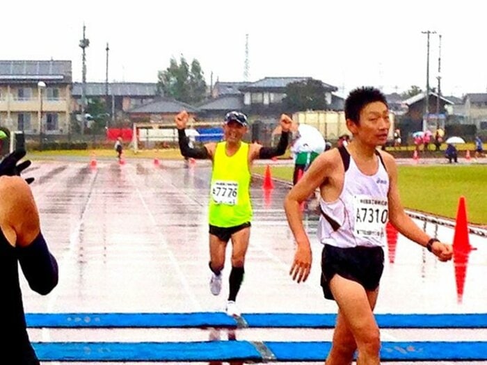 51歳、“どうにか”サブスリー達成!1年で14レースに出た金トレ法を公開。<Number Web> photograph by Tetsuhiko Kin