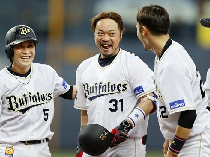 10年前の恩義を福良監督に返す時。小谷野栄一が乗り越えた引退危機。<Number Web> photograph by Kyodo News