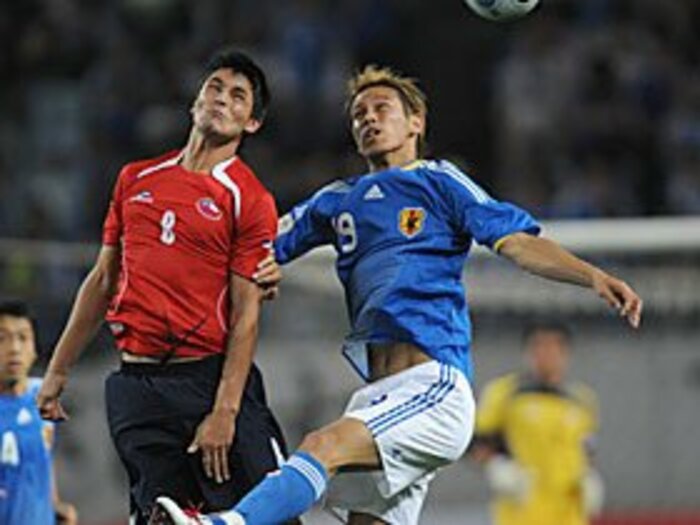 【キリンカップ2009 日本×チリ】 主力抜きでも快勝した岡田ジャパンが得たもの。<Number Web> photograph by Naoya Sanuki