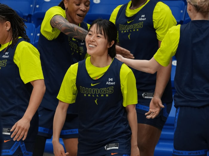 「トヨタかアメリカの大学か…迷った時期もありました」身長163cm、女子バスケ日本代表・山本麻衣（25歳）がWNBAを目指す理由「小さい選手でも道はある」＜Number Web＞ photograph by toyota_antelopes