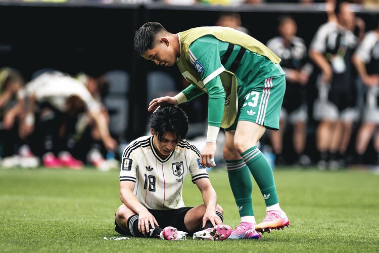 涙、涙」久保建英と田中碧「ガク然としていた」上田綺世にGK早川友基が