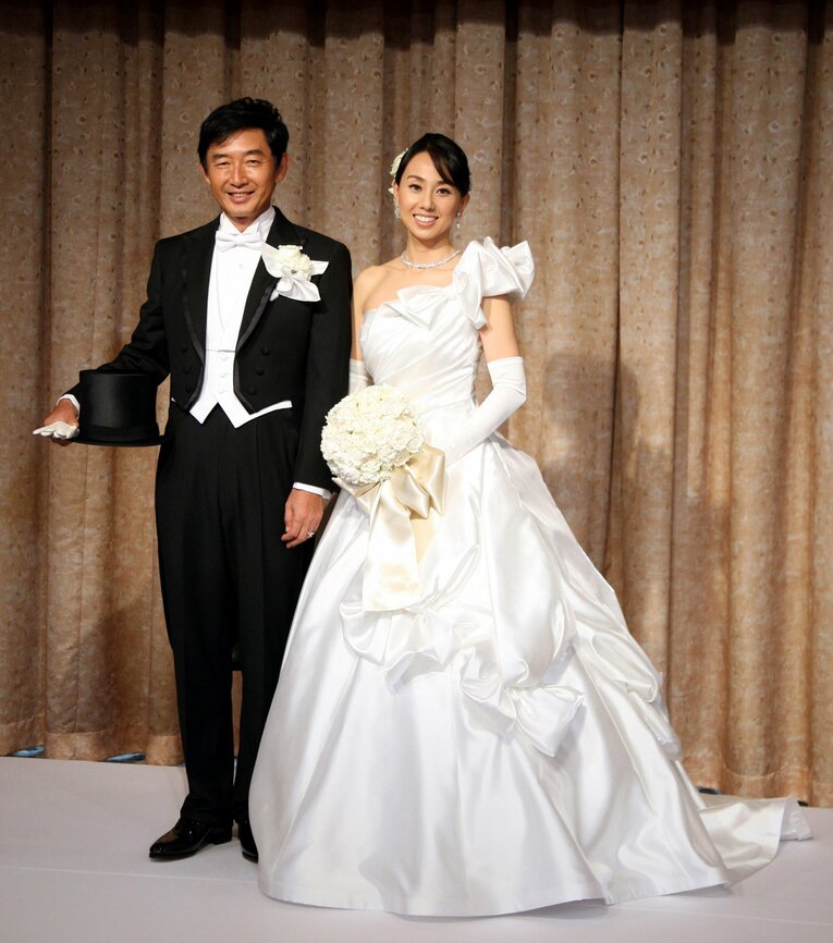 石田純一との披露宴には、多くの関係者が駆けつけた　©︎Sankei Shimbun