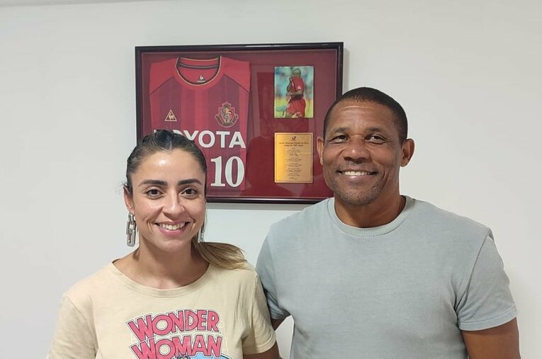 妻タイーゼさんと　©Hiroaki Sawada