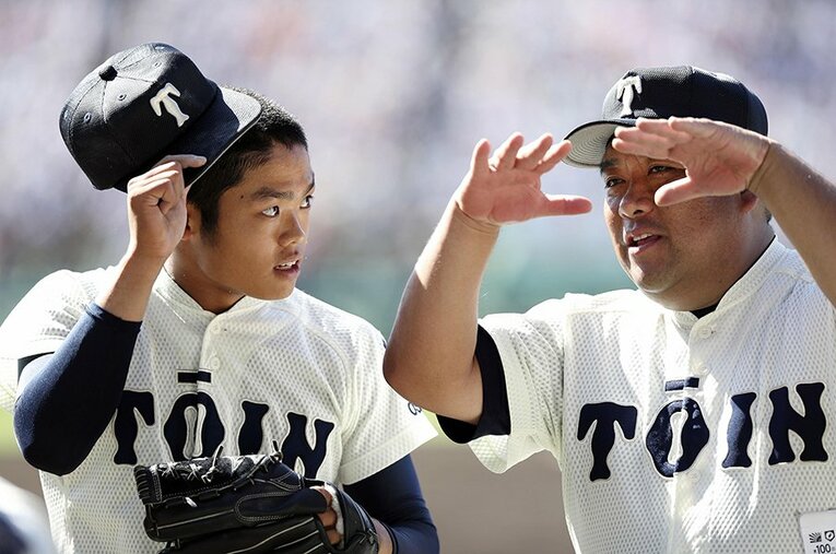 「1人前になるのにすごく時間のかかる子」。大阪桐蔭・西谷浩一監督が語っていた“根尾昂評”とは ／ photograph by KYODO