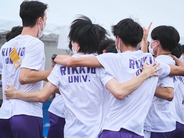立教大の選手たち　©YukiSuenaga
