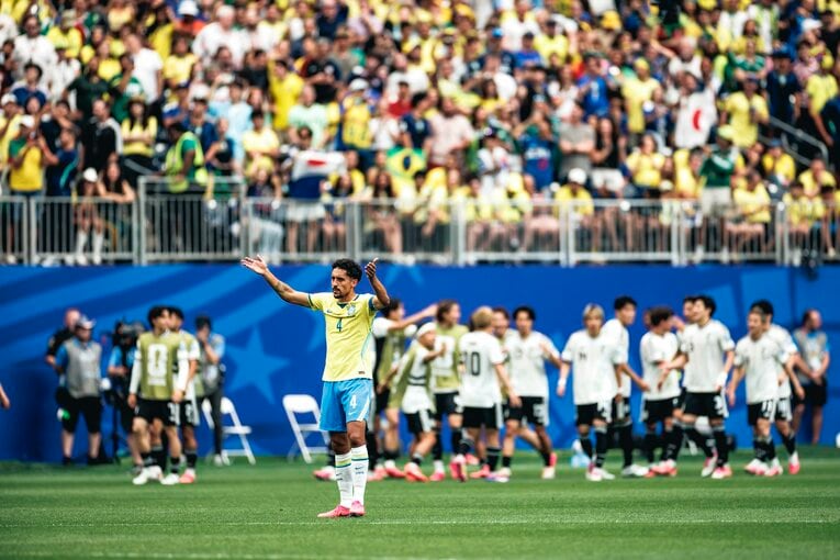 テレビに映らなかったブラジル戦真相…写真は右に続きます　©Kiichi Matsumoto/JMPA
