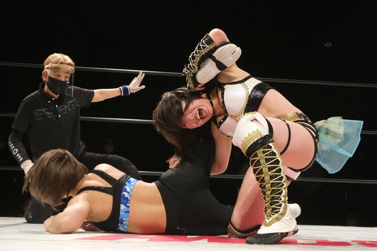 サイコロで勝敗が決まる？ 人気団体が “脱プロレス”で見せる女優たちのチャレンジとは…エース青野未来「エンタメだけど闘いがある」(63)
