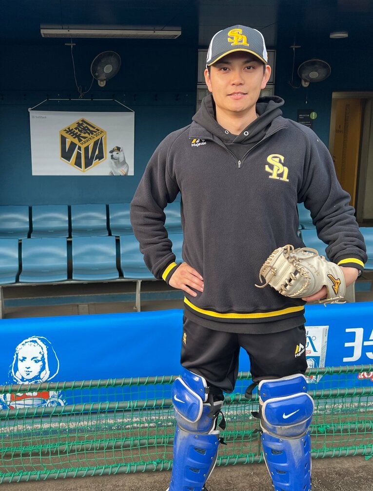 ソフトバンクのスタッフとしてキャンプに参加するようになった緑川さん（本人提供）　©Hiromu Midorikawa