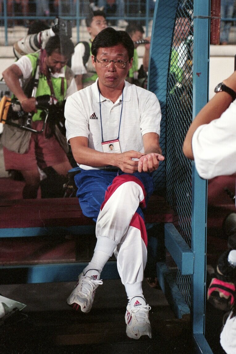 ジョホールバルでの岡田監督　©️Etsuo Hara/Getty Images
