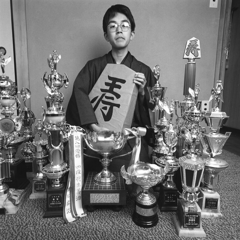 1986年の羽生善治（当時16歳。全3枚中の3枚）　©BUNGEISHUNJU