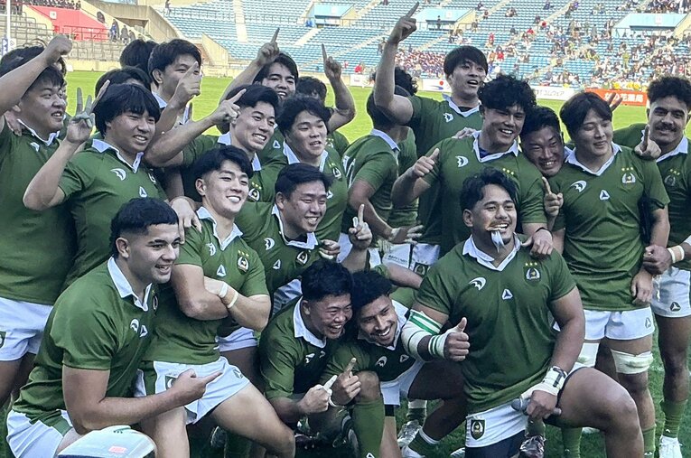 関東大学リーグ戦で7季ぶりの優勝を飾った大東大ラグビー部。実に30年ぶりとなる選手権制覇はなるか ／ photograph by JIJI PRESS