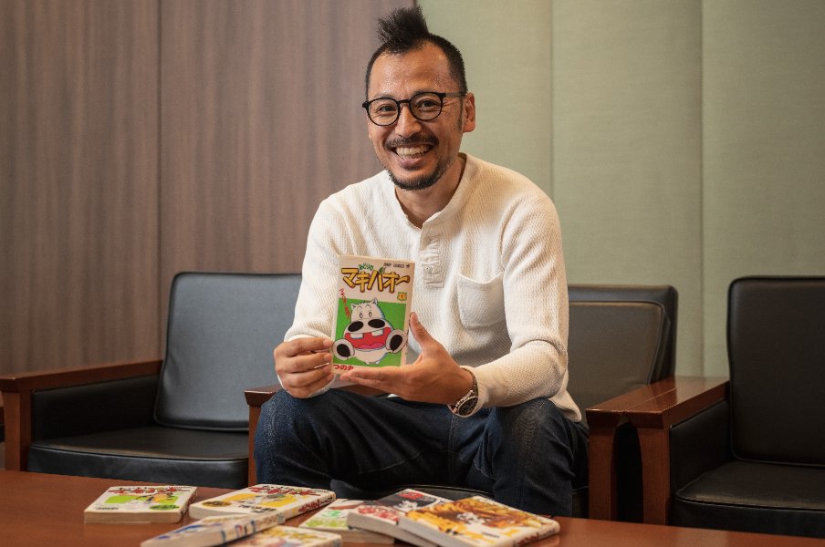 競馬マンガの金字塔『みどりのマキバオー』はいかに生まれた? 作者つの丸が語るこだわり「悪役は作らない」「特定のモデル馬はいません」<Number Web> photograph by Shiro Miyake