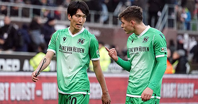 監督との不和、低迷を乗り越えて。原口元気を支えた「カラ元気」。