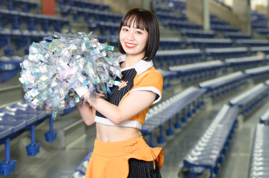 巨人チアのリアル「想像よりもずっと過酷」「じつは体育会系」ダンスキャプテンに聞いた「ヴィーナスの仕事だけで生活できる?」その“意外な答え”<Number Web> photograph by Miki Fukano