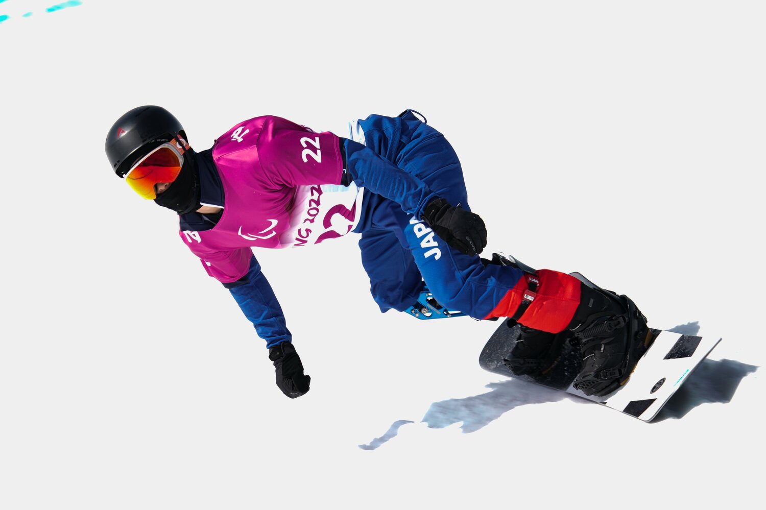 北京2022冬季大会ではスノーボードクロスで7位入賞を果たした小須田潤太。夏季パラリンピックでは陸上競技にも参加している　©AFLO