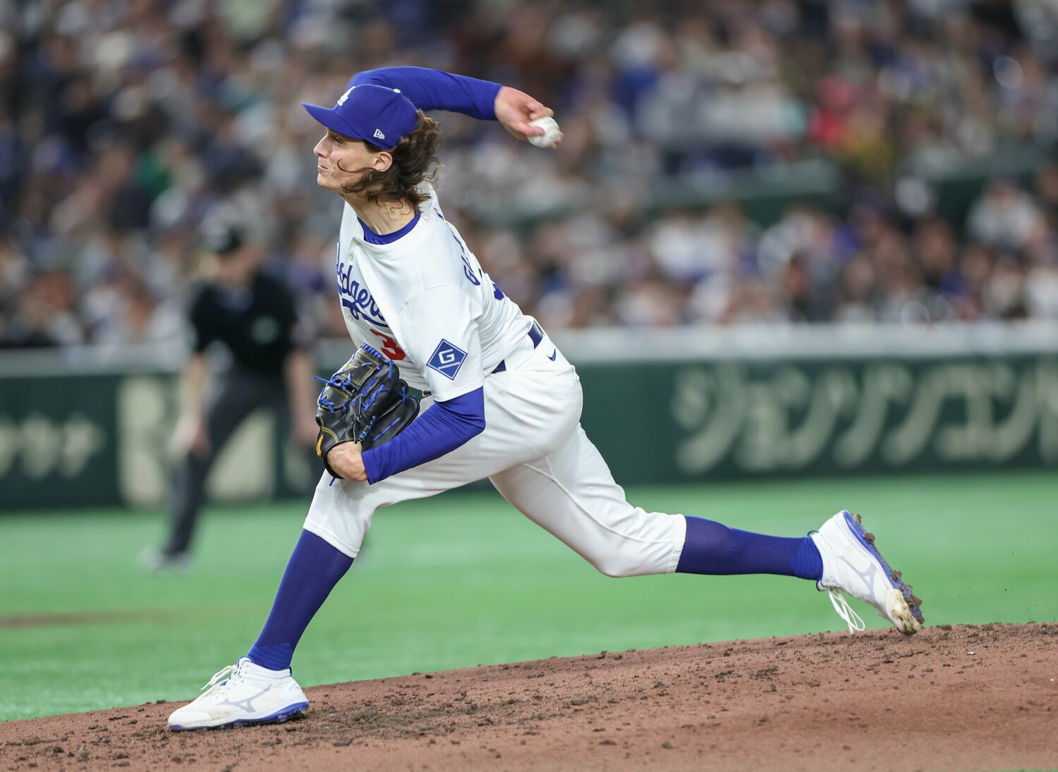 回転数で見ると、やはりグラスノーはドジャースのエース格たる数値を出していた　©JIJI PRESS