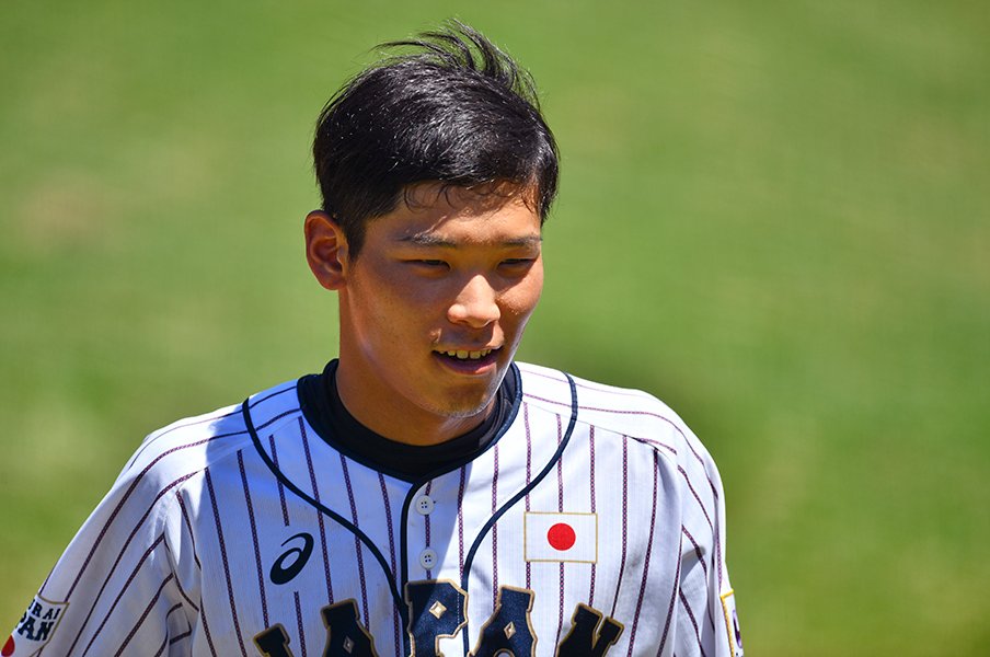 PL学園から最後のプロ野球選手に？東洋大学・中川圭太は完全に本物だ。＜Number Web＞ photograph by AFLO