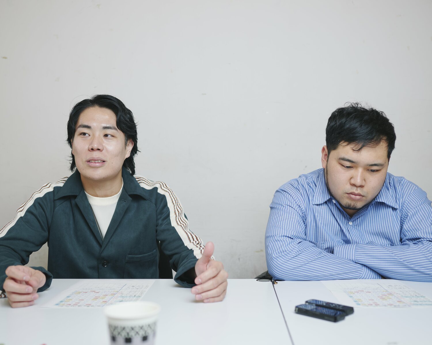 2023年M-1王者の令和ロマン。高比良くるま（29歳、左）と松井ケムリ（30歳）。結成5年8カ月、史上最速でのM-1優勝だった