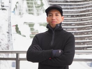 「最初は七分丈ズボンでゲレンデに…」“雪なし県”沖縄出身の少年が…なぜスキージャンプの代表コーチに?「中学で初めて雪を見て」からの“異色の履歴書”