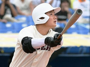 日本は「スラッガー受難の国」なのか。守りの野球を美化し、攻撃を軽視。＜Number Web＞ photograph by Kyodo News