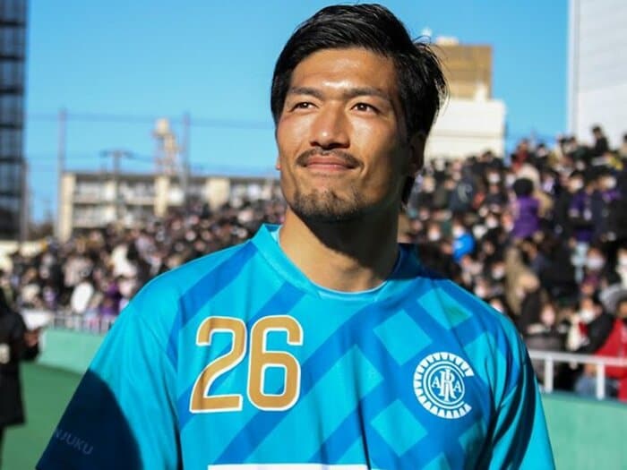 J8年間で公式戦出場ゼロ…異例のサッカー人生を送るGKに刻まれた水戸の記憶と浦和の熱狂「それを新宿でやることに価値がある」＜Number Web＞ photograph by Criacao