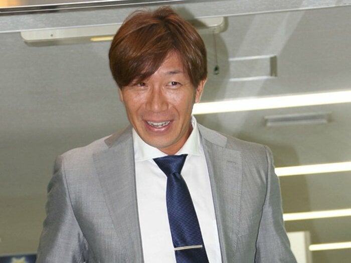 「王監督が考え方を変えてくれた」多村仁志、ケガと戦いきった22年間。<Number Web> photograph by NIKKAN SPORTS