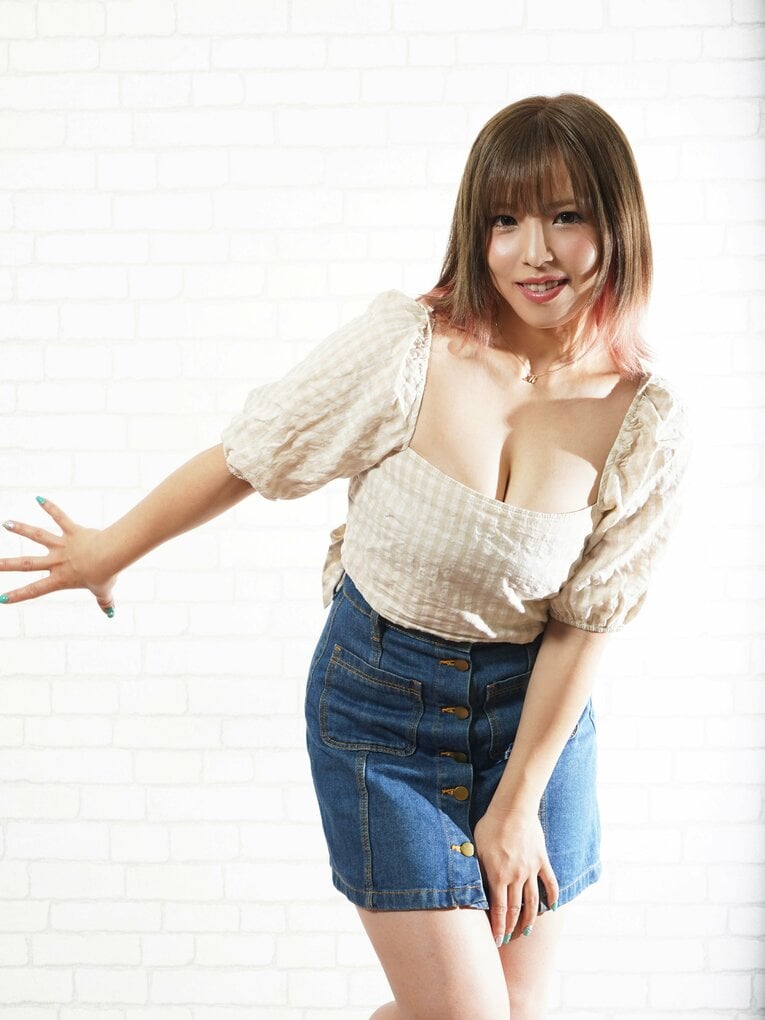 《特別グラビア》“青学卒→グラドルデビュー”で勘当も…スターダム・白川未奈が語った両親への感謝「いつか試合を見に来てほしい」(27)