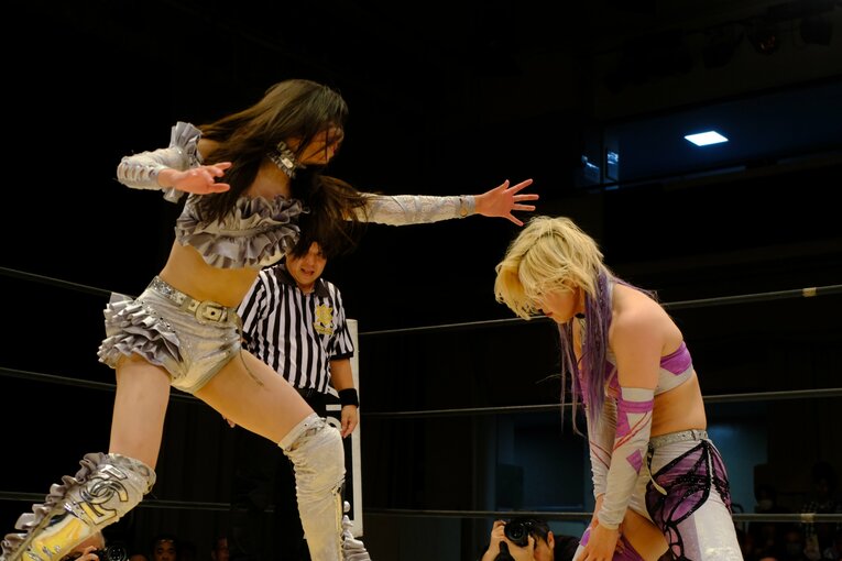 高校3年生の女子プロレスラー・心希（しんの）【スワイプするとそのほかの写真もご覧になれます】©Norihiro Hashimoto