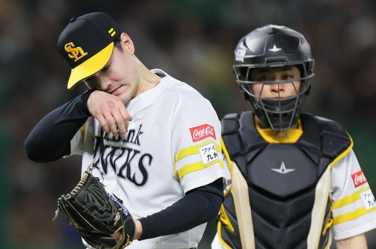 “4272日ぶり最下位”に沈んだソフトバンク。現地記者が見た王者の異変とは ／ photograph by JIJI PRESS