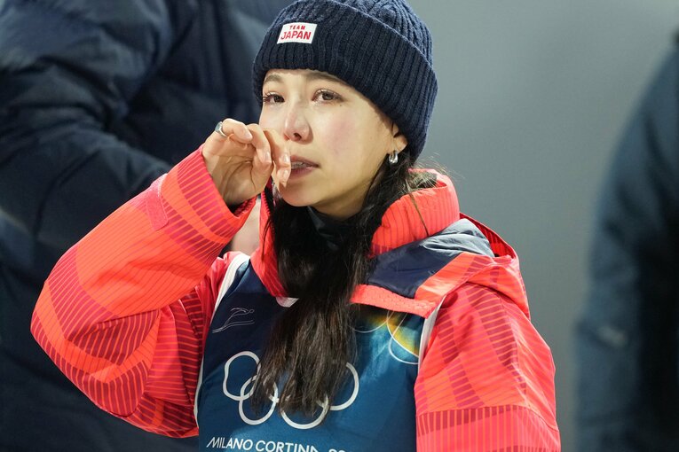 ミラノ五輪ジャンプ混合団体で銅メダルを獲得した日本チーム　©Tsutomu Kishimoto／JMPA