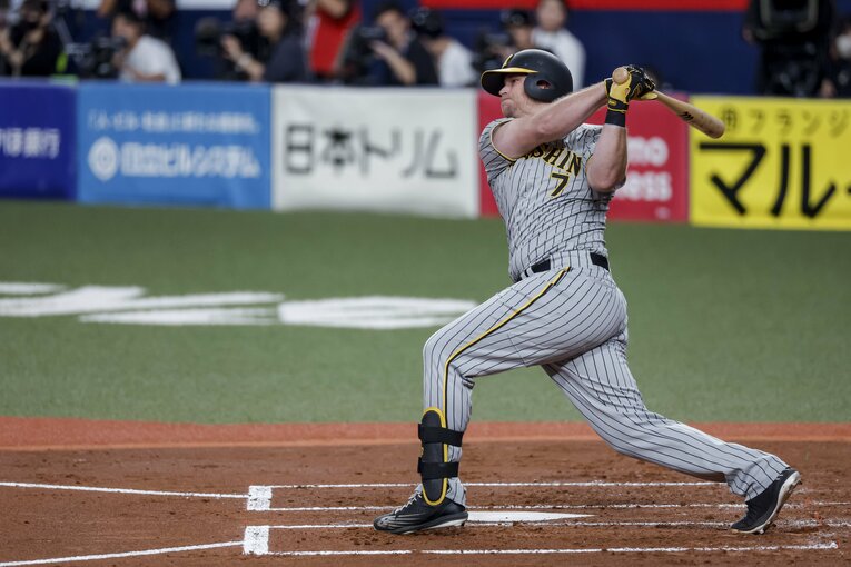 日本シリーズでは第6戦、第7戦とホームランを連発し、MVP級の活躍を見せたノイジー。あのバースも比較対象に　©︎Kiichi Matsumoto