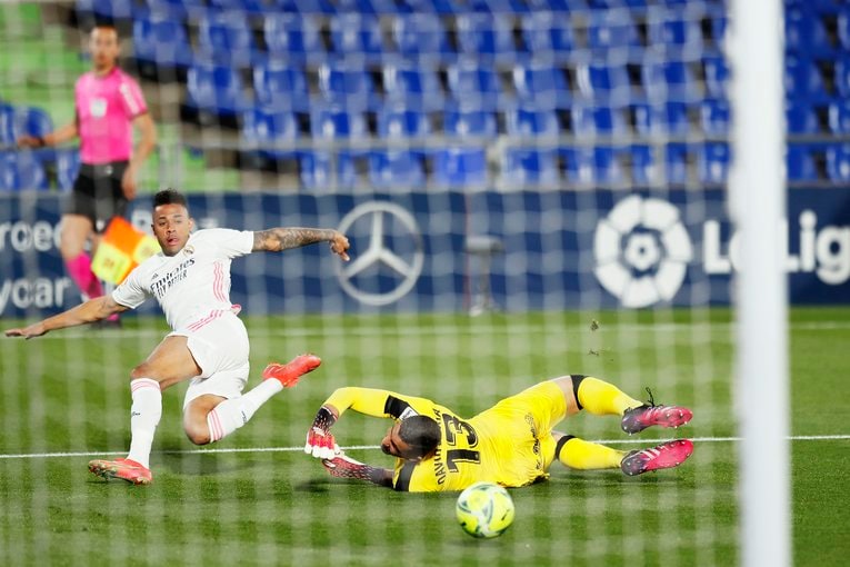 マリアーノがゴールネットを揺さぶったが……©Daisuke Nakashima