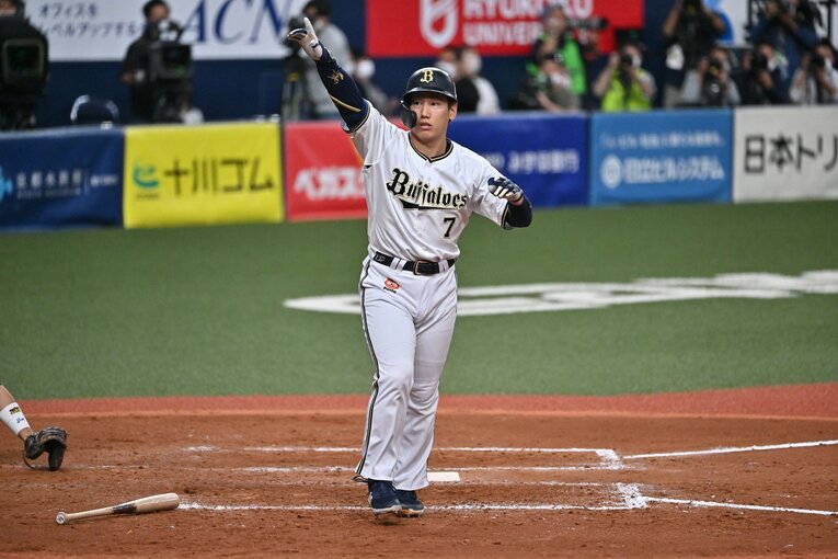 日本シリーズ第5戦、サヨナラホームランの瞬間　©︎Hideki Sugiyama