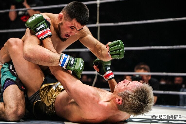 ラジャブアリ・シェイドゥラエフvs.久保優太　©RIZIN FF
