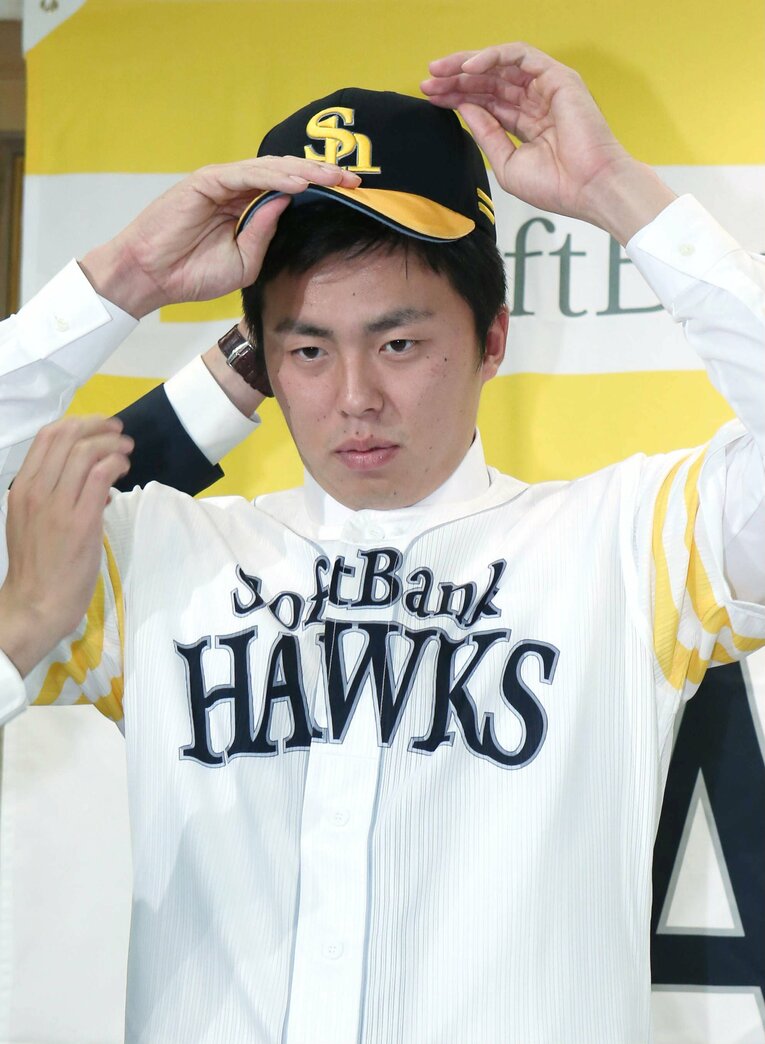 ソフトバンク入団時の田中　©JIJI PRESS
