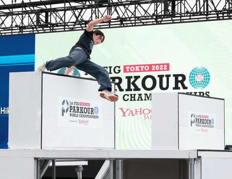 泉のパルクール　©JIJI PRESS