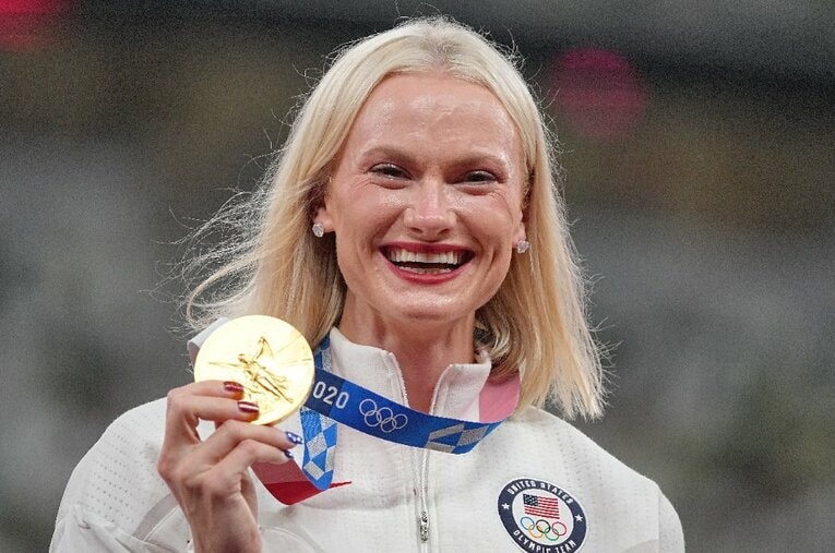 女子棒高跳びで金メダルを獲得したケイティ・ナジョット。彼女は昨年12月に新型コロナウイルスに感染して“後遺症”に悩まされた選手の1人だ ／ photograph by Getty Images