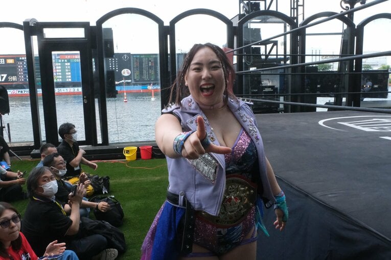 「やせたら可愛いのに」世間の声との闘い…“プラスサイズモデル”も務める女子レスラー・まなせゆうなの思い「ありのままの自分を愛せばいい」(61)