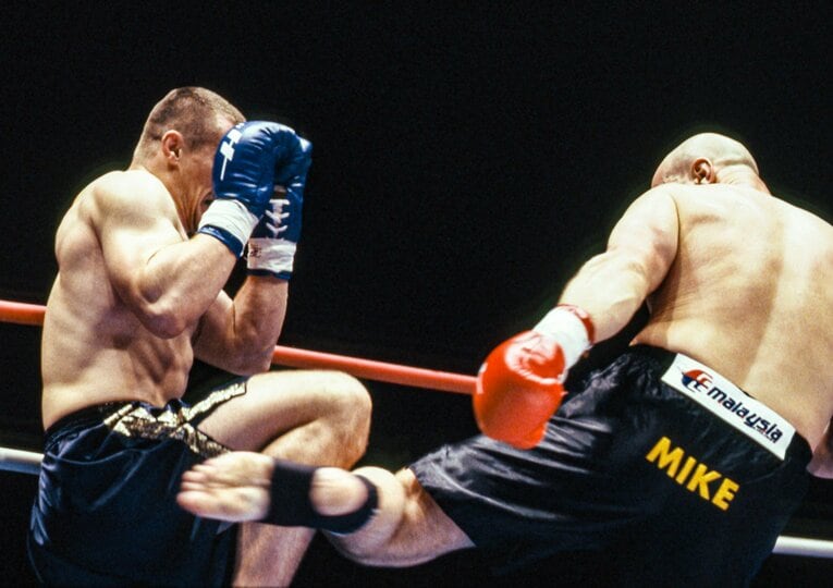 決勝はミルコとの2度目の対戦に。タオル投入による1ラウンドTKO勝ち　©Susumu Nagao