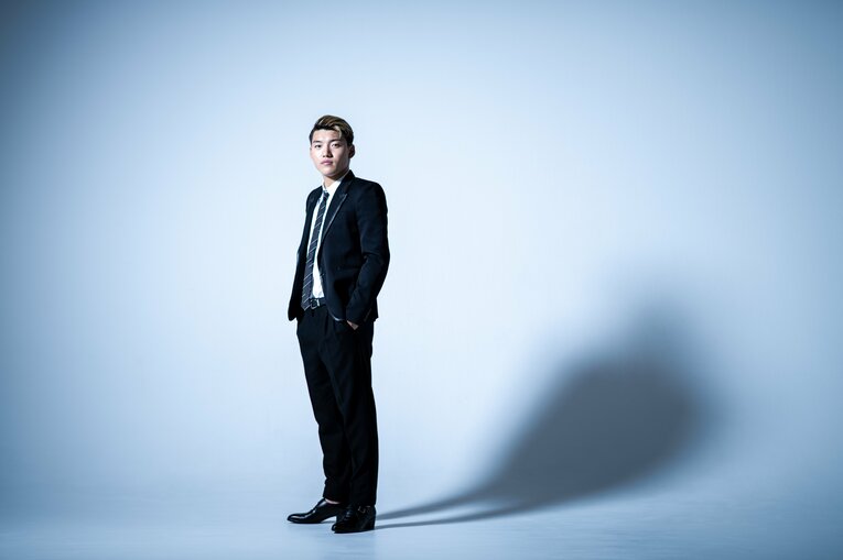 2022年、Numberに登場した堂安律　©Takuya Sugiyama